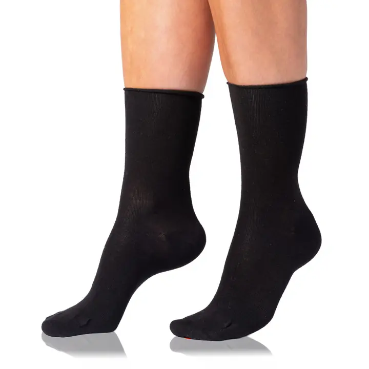 SOFT WOOL SOCKS - black - Master